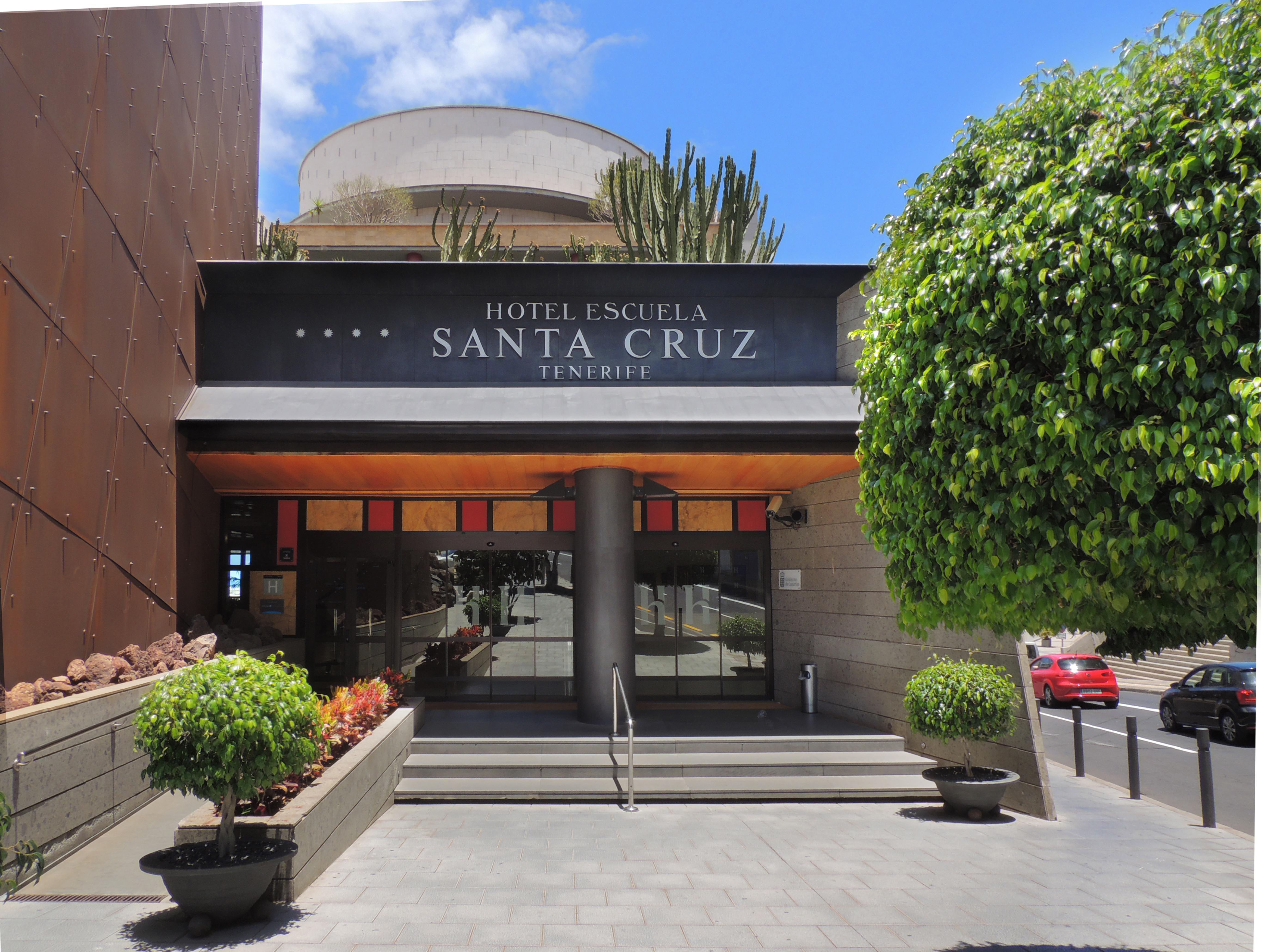 Hotel Escuela Santa Cruz Exterior photo